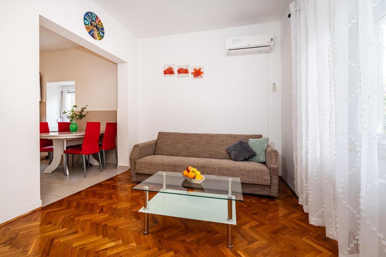 Apartment Eva Maslenica Kültér fotó
