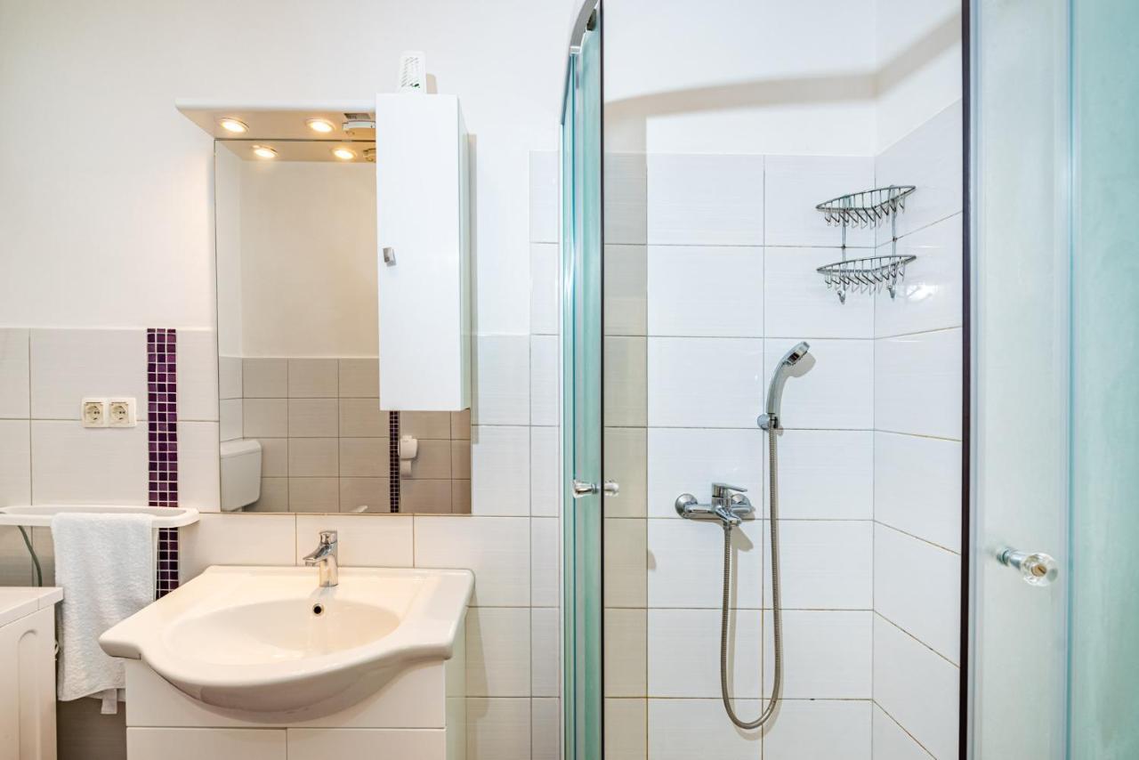 Apartment Eva Maslenica Kültér fotó