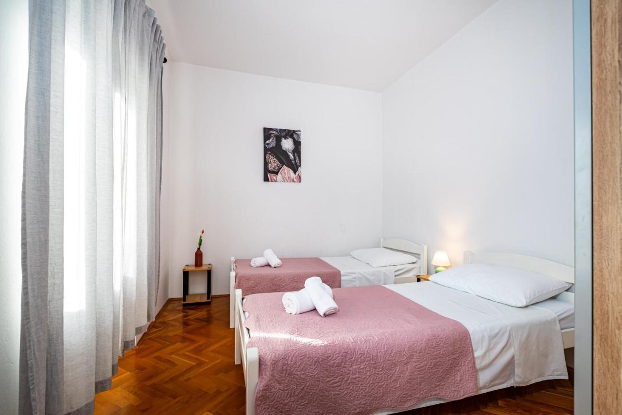 Apartment Eva Maslenica Kültér fotó